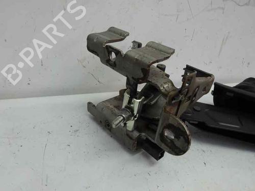 Used Hand brake Hand brake 8797242 8797242