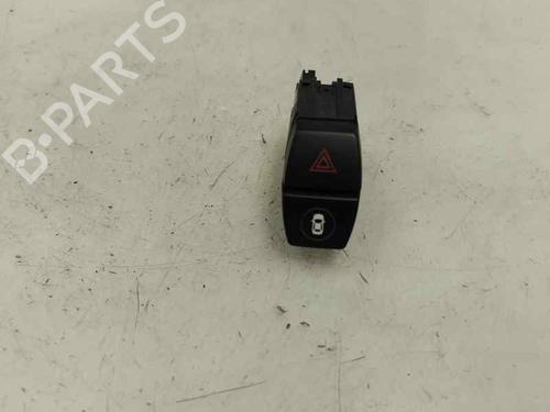 Bouton de warning BMW X1 (F48) sDrive 16 d (116 hp) 28023124