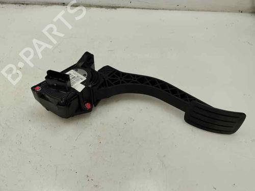 Used Pedal PEUGEOT 308 II (LB_, LP_, LW_, LH_, L3_) 1.2 THP 110 (110 hp) 30541274