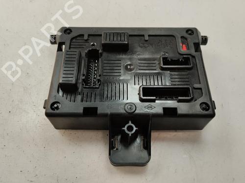 Used Fuse box Fuse box 19483519 19483519