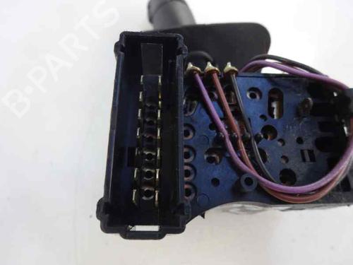 Używane Przełącznik świateł RENAULT SCÉNIC I MPV (JA0/1_, FA0_) 2.0 16V RX4 (139 hp) 3149336