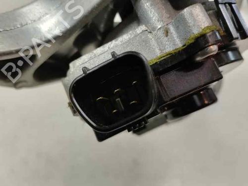 Used Front wiper motor TOYOTA AURIS Estate (_E18_) 2.0 D-4D (ADE186_) (124 hp) 30541156