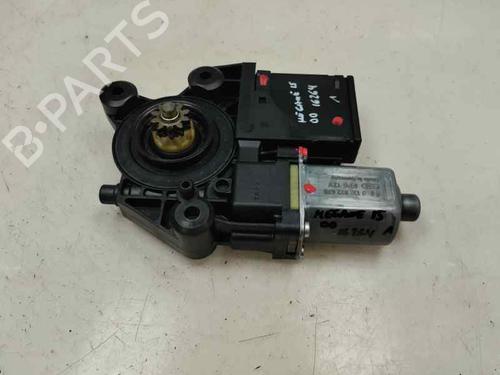 Right front window motor RENAULT MEGANE III Hatchback (BZ0/1_, B3_) 1.2 TCe (BZ2B, BZ11) | BP23425633E20