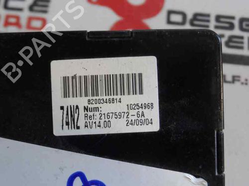 Used Fuse box Fuse box 1449674 1449674
