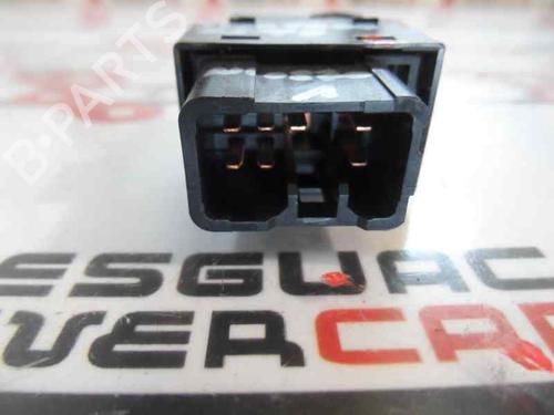 Used Right rear window switch Right rear window switch 1339858 1339858