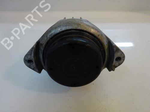 Used Engine mount Engine mount 8797007 8797007