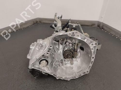 Used Gearbox Gearbox TOYOTA YARIS (_P9_) 1.3 VVT-i (SCP90_, SCP90R) (87 hp) 11836121 11836121