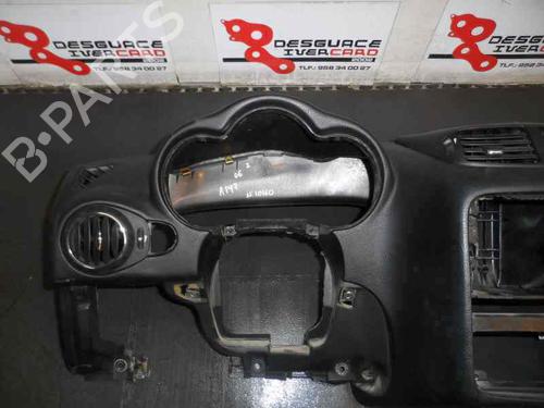 Instrumentbræt ALFA ROMEO 147 (937_) 1.9 JTDM 8V (937.AXD1A, 937.AXU1A, 937.BXU1A) (120 hp) 586571