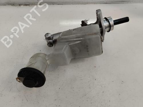 master-brake-toyota-rav-4-ii-_a2_-2002-2000-2001-2002-2003-2004-2005-16891915 main image