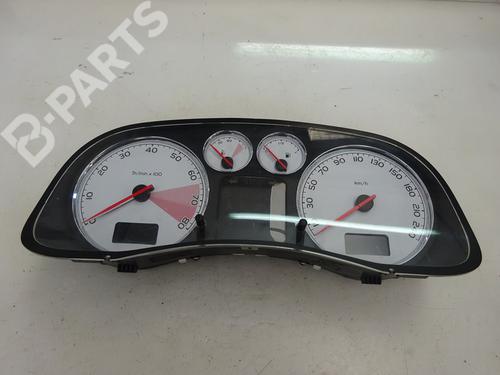 Used Instrument cluster PEUGEOT 307 CC (3B) [2003-2009]  10496904
