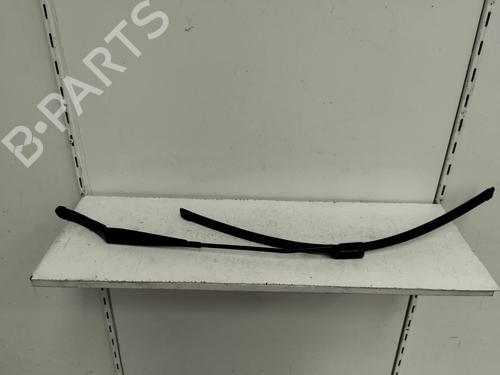 Used Front windshield wiper arm FORD FIESTA VII (HJ, HF) [2017-2025]  17218438