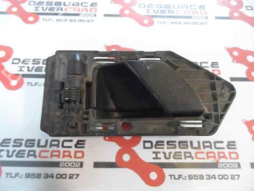 Used Front right interior door handle Front right interior door handle 3213221 3213221