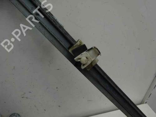 Used Front right window mechanism Front right window mechanism RENAULT MEGANE I Classic (LA0/1_) [1996-2008] 4681424 4681424