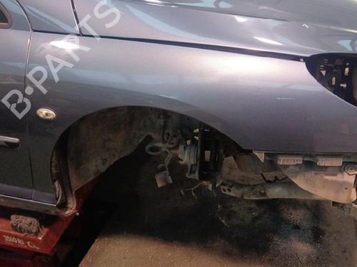 Used Right front fenders Right front fenders PEUGEOT 407 (6D_) 2.0 HDi 135 (6DRHRH, 6DRHRE, 6DRHRG, 6DRHRJ) (136 hp) 35743911 35743911