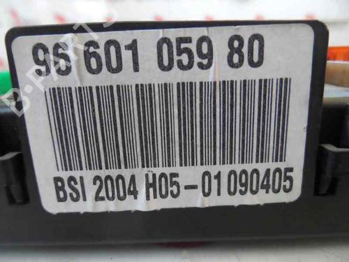 Used Fuse box Fuse box 1226671 1226671