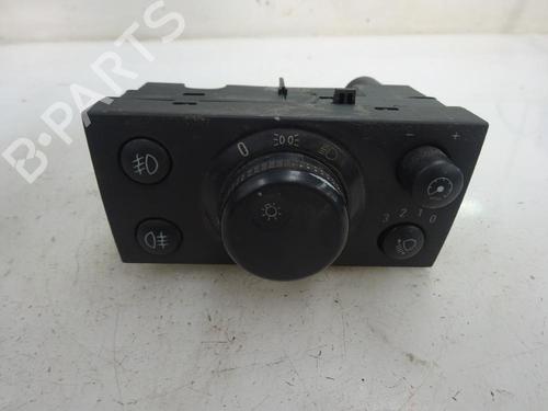 Used Headlight switch OPEL VECTRA C (Z02) [2002-2009]  11130200