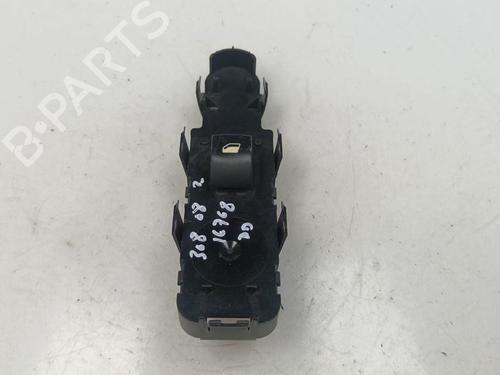 Used Right front window switch Right front window switch 38719769 38719769