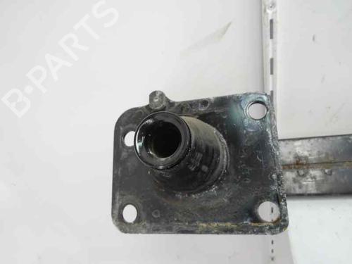 Used Front bumper reinforcement Front bumper reinforcement 7225426 7225426