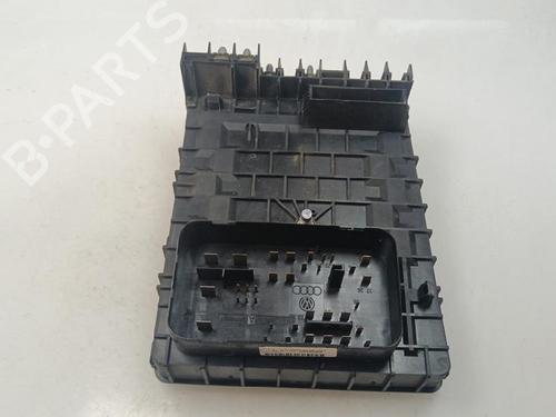 Fuse box SEAT ALTEA (5P1) 2.0 TDI | BP37414309E1 - Image 3