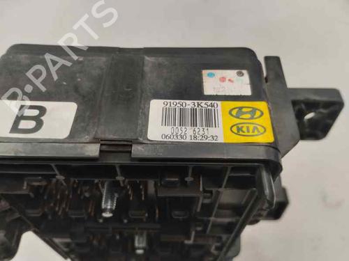 Used Fuse box HYUNDAI SONATA V (NF) 2.0 CRDi (140 hp) 26506282