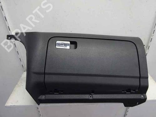 Used Glove box VW GOLF V (1K1) 1.4 16V (75 hp) 12308953