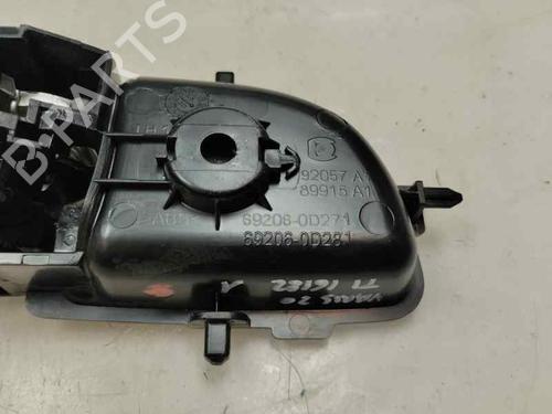 Used Rear left interior door handle TOYOTA YARIS (_P13_) 1.0 (KSP130_, KSP130) (69 hp) 30540288