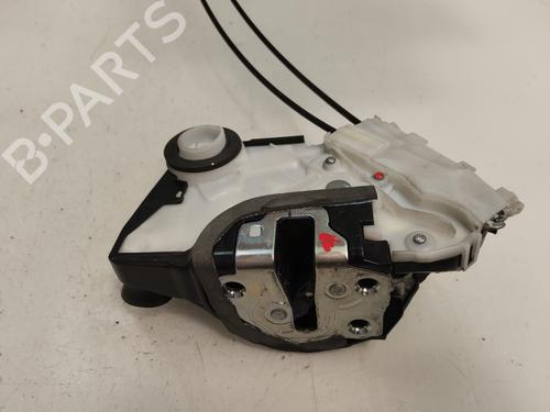 Used Front left lock TOYOTA YARIS (_P13_) 1.5 Hybrid (NHP130_, NHP130) (101 hp) 19483125