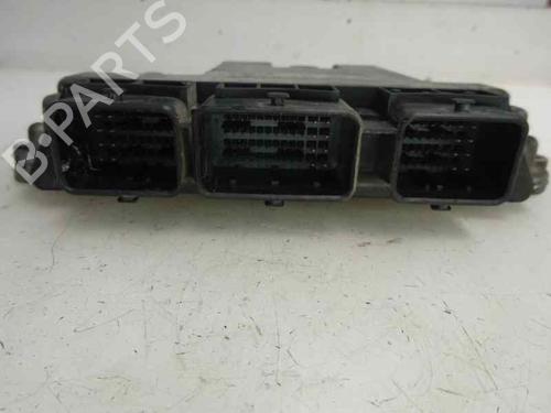 Motorstyringsenhed RENAULT MEGANE II Saloon (LM0/1_) 1.9 dCi (LM0G, LM1G, LM2C) (120 hp) 9744915