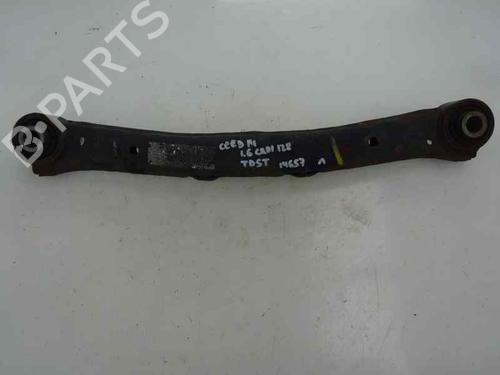 Used Right rear suspension arm KIA CEE'D (JD) [2012-2018]  8124843