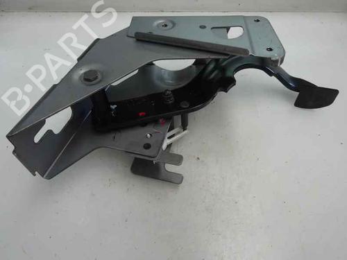 Used Break pedal Break pedal CHEVROLET CAPTIVA (C100, C140) 2.2 D (163 hp) 9850957 9850957