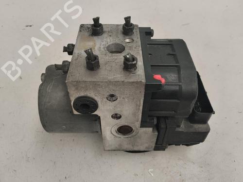 Used ABS pump TOYOTA COROLLA Verso (_E12_) 1.6 VVT-i (ZZE121_, ZZE121R) (110 hp) 13506398