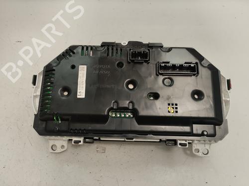 Instrument cluster TOYOTA YARIS (_P13_) 1.5 Hybrid (NHP130_, NHP130) | BP19483118C47 