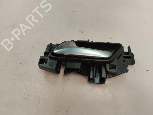 Venstre bak invendig håndtak OPEL CORSA F (P2JO) 1.2 (68) (101 hp) 19483390