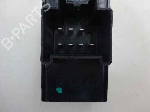 Used Right rear window switch CHEVROLET CRUZE Hatchback (J305) 2.0 CDI (163 hp) 4706498