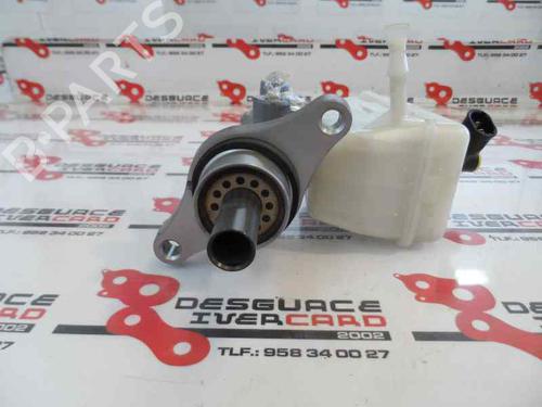 Used Brake master cylinder DACIA SANDERO 1.6 (BS0D, BS0B, BS0F, BS0H) (87 hp) 1623208
