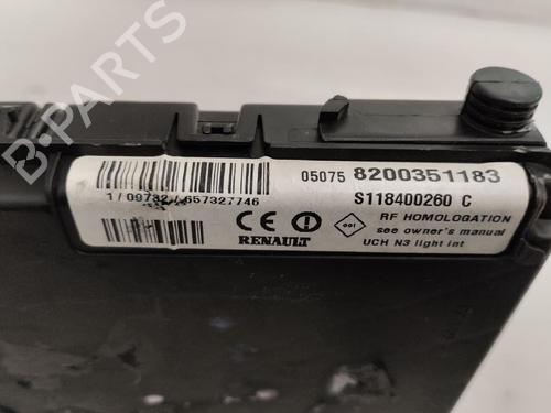 Used Fuse box Fuse box 16268139 16268139