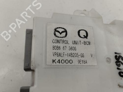 Used Fuse box MAZDA 3 Saloon (BL) 2.2 MZR CD (BL10) (150 hp) 13918946