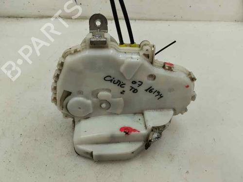 Serratura posteriore destra Serratura posteriore destra HONDA CIVIC VIII Hatchback (FN, FK) 2.2 CTDi (FK3) (140 hp) 35739876 35739876