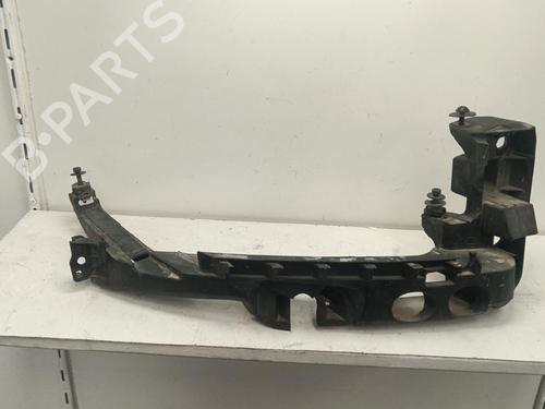 Højre forlygtestøtte) Højre forlygtestøtte) AUDI A3 (8P1) 2.0 TDI (136 hp) 39636811 39636811