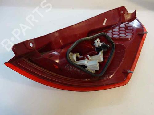 Venstre baglygte FORD FIESTA VI (CB1, CCN) 1.4 TDCi (68 hp) 897626