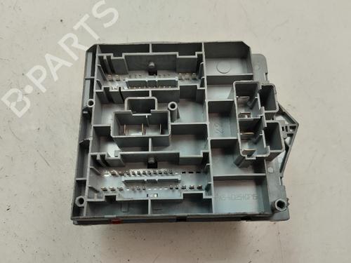 Used Fuse box Fuse box 18333812 18333812