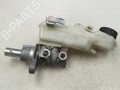 brake-master-cylinder-toyota-auris-_e15_-2006-2007-2008-2009-2010-2011-2012-2013-35742208 main image