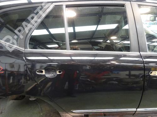 Used Right rear door KIA CARENS III MPV (UN) 2.0 CRDi 140 (140 hp) 10991577