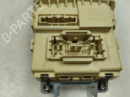 Used Fuse box Fuse box 19794954 19794954