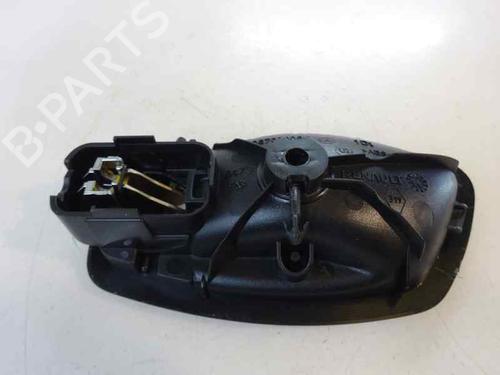 Used Front right interior door handle Front right interior door handle 3213555 3213555