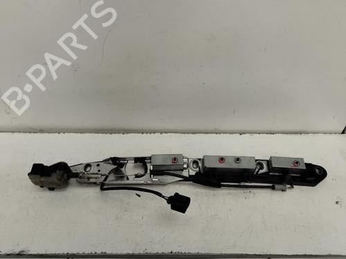 Used Tailgate handle Tailgate handle 15895478 15895478