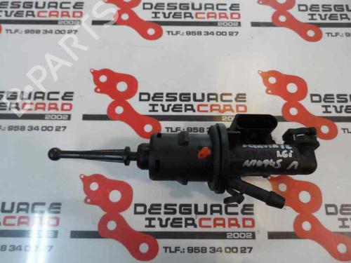 Used Clutch slave cylinder SKODA OCTAVIA II (1Z3) [2004-2013]  14172365