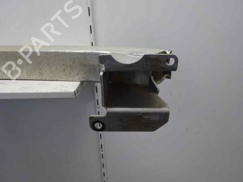 Bumperbalk achter AUDI A3 Sportback (8PA) 1.9 TDI (105 hp) 1712007