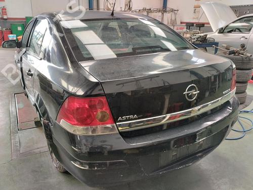 Gear lever OPEL ASTRA H (A04) 1.7 CDTI (L48) | BP17228413M90 