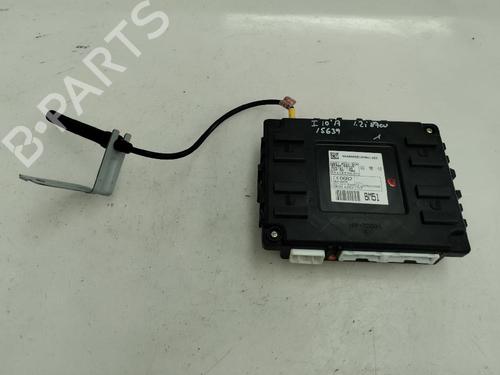Used Fuse box Fuse box 15290227 15290227